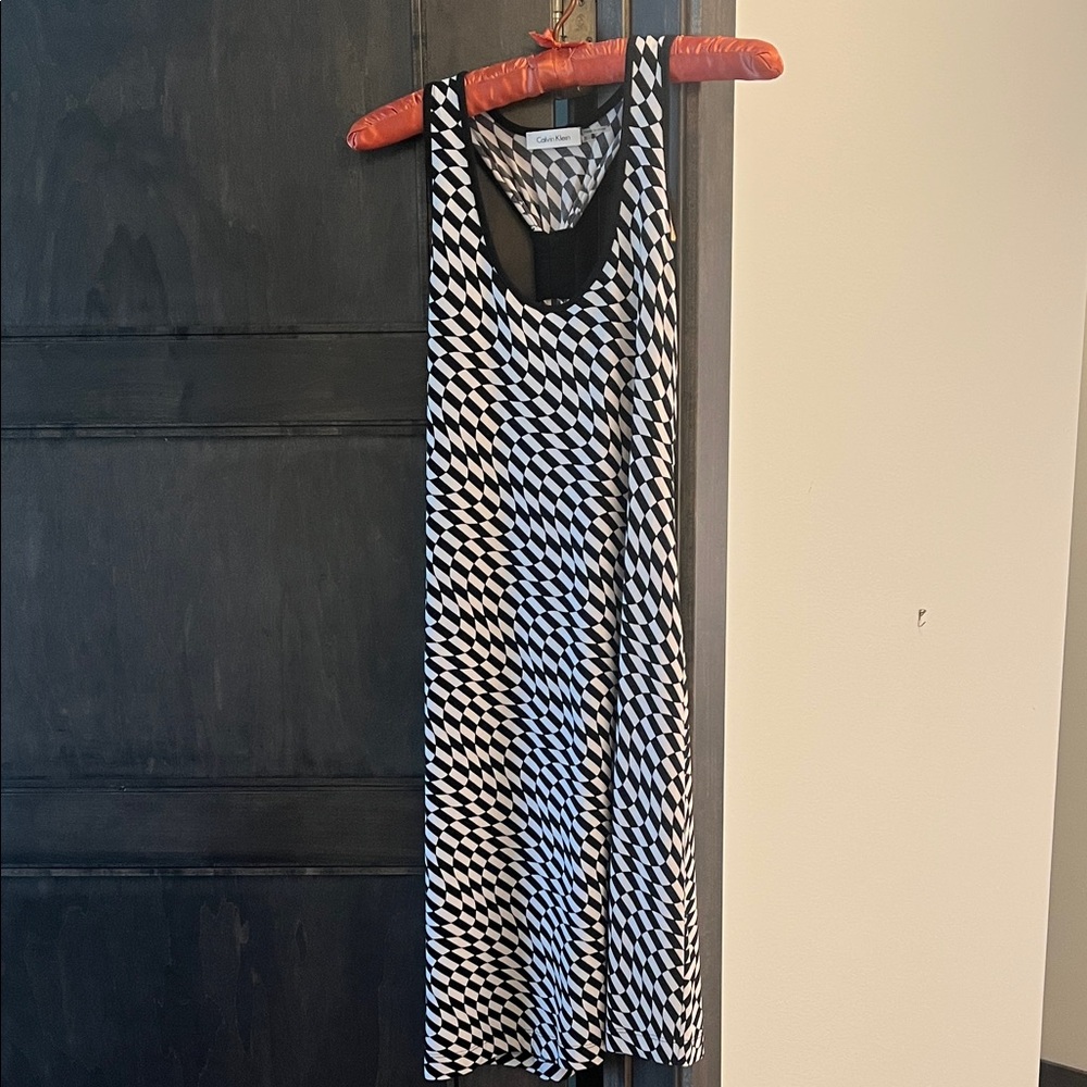 Black and White Geometric Pattern Dress